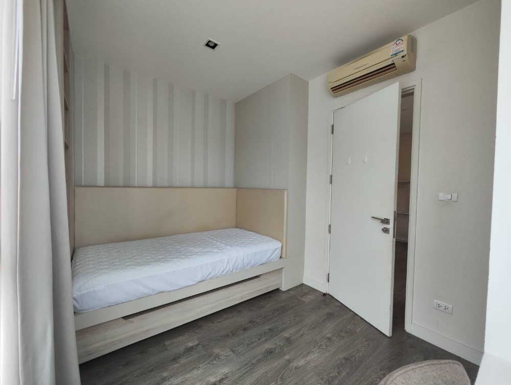 The Room Sukhumvit 62 for rent. close to BTS Punnawithi station. (RT-01)