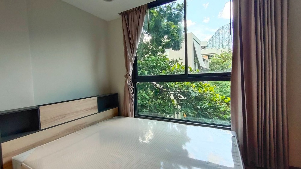 Zenith Place Sukhumvit 42 Room for rent (ซีนิธ เพลส สุขุมวิท 42 คอนโดให้เช่าใกล้บีทีเอสเอกมัย)