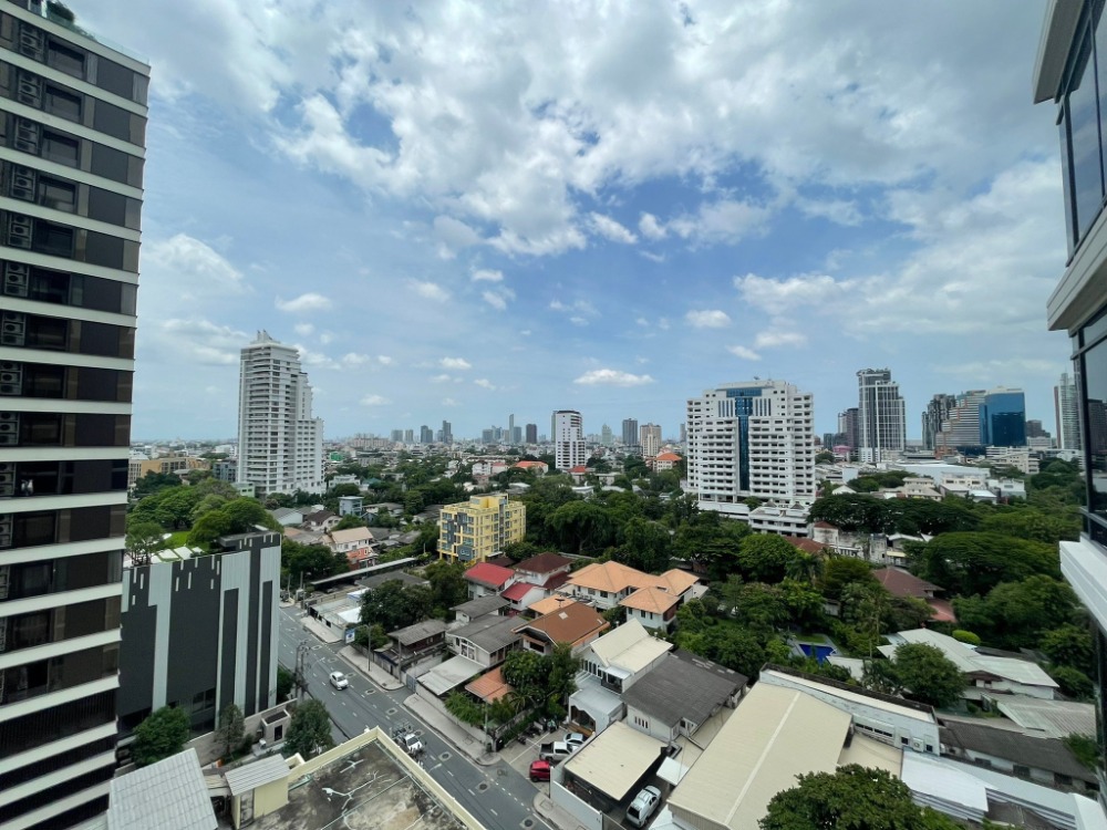 For Sell  M Thonglor. Pet Friendly Condo (ขายคอนโด เอ็มทองหล่อ (เอกมัยซอย 12 (RT-01)