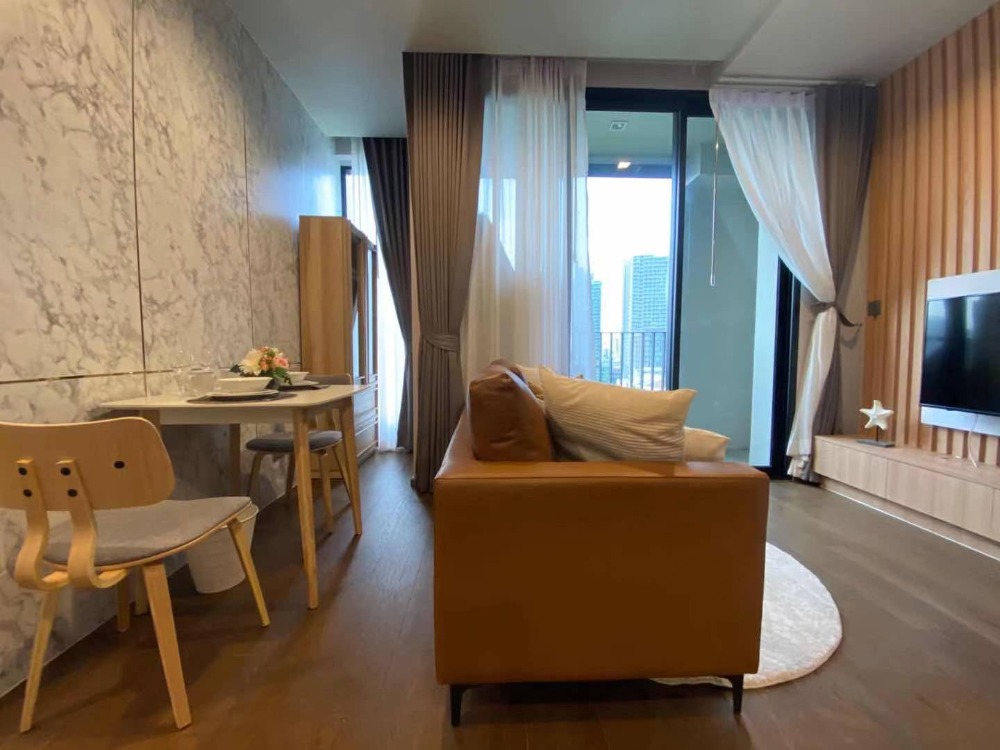 Ideo Q 36  2 bed 1 bath, brand new condo for rent (RT-01)