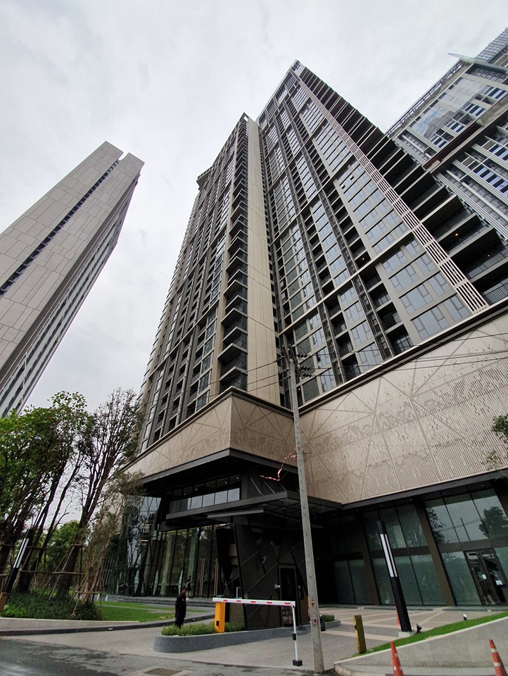 2 BR. For Rent at Whizdom Essence Sukhumvit 101 (RT-01)