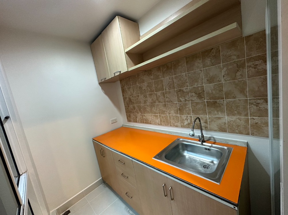 Cheap sale, new renovated condo, Regent Home 9 at Soi Sukhumvit 64 (Rt-01)