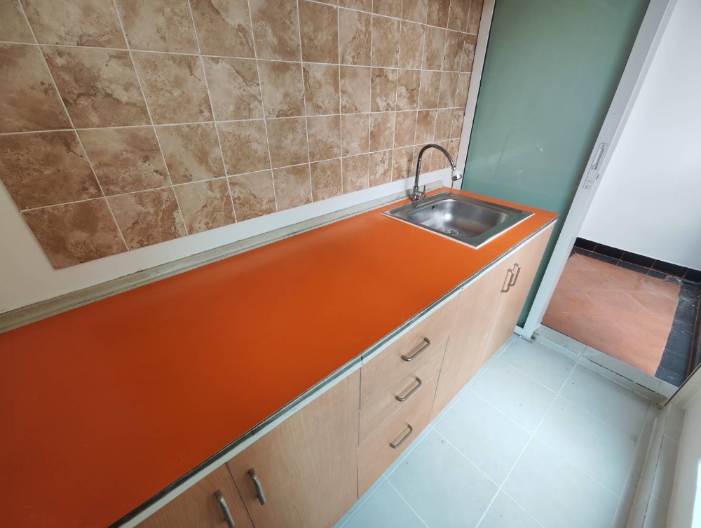 Cheap sale, new renovated condo, Regent Home 9 at Soi Sukhumvit 64 (Rt-01)