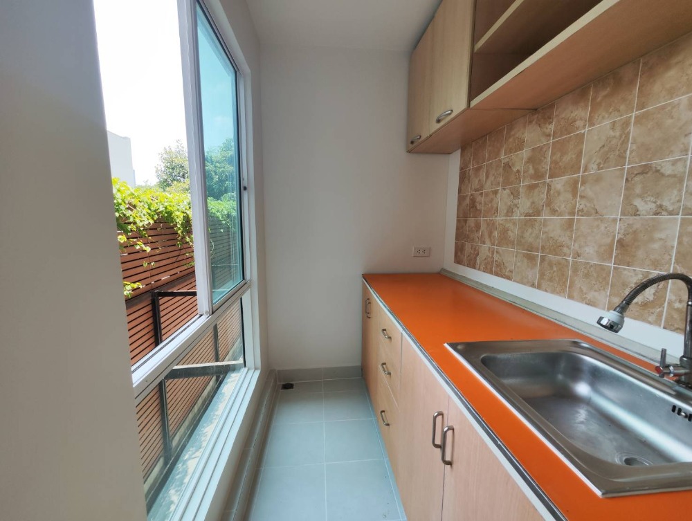 Cheap sale, new renovated condo, Regent Home 9 at Soi Sukhumvit 64 (Rt-01)