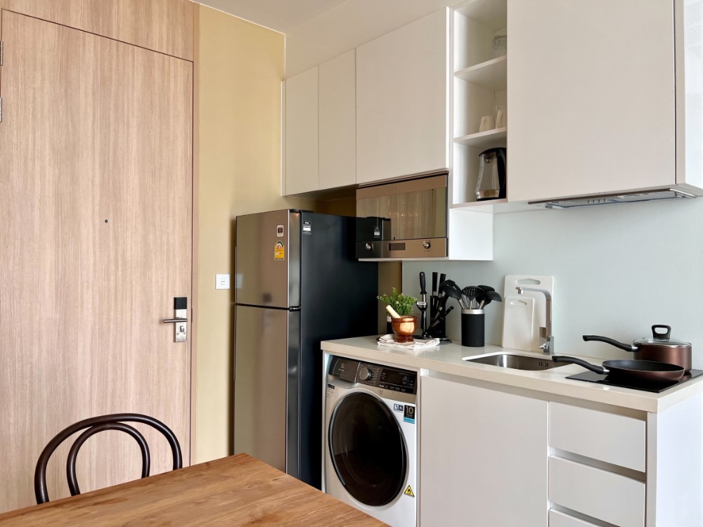 คอนโด ให้เช่า :    คอนโด โนเบิล บี 19 (( BTS อโศก  )) MK-02  Condo for rent : Noble BE19   ( BTS Asoke station ) MK-02