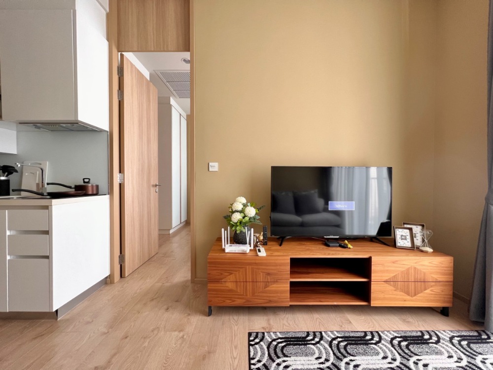 คอนโด ให้เช่า :    คอนโด โนเบิล บี 19 (( BTS อโศก  )) MK-02  Condo for rent : Noble BE19   ( BTS Asoke station ) MK-02