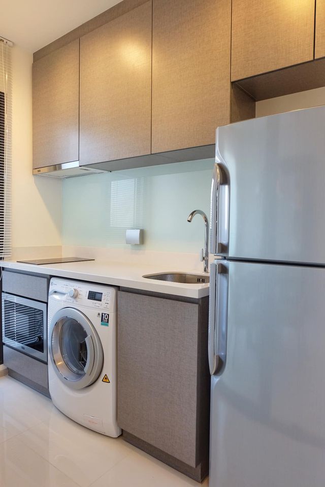 ให้เช่าคอนโด  :  ริทึ่ม สุขุมวิท 36-38 Rhythm Sukhumvit 36 - 38  (ST-02) Line : @condo78