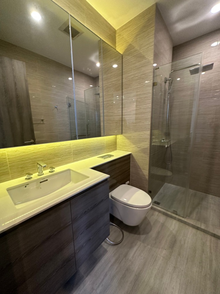 เช่าคอนโด      :   วิสซ์ดอม เอสเซ้นส์   (ST-02) FOR RENT   :   Whizdom Essence  (ST-02) (Close to BTS Punnawithi)