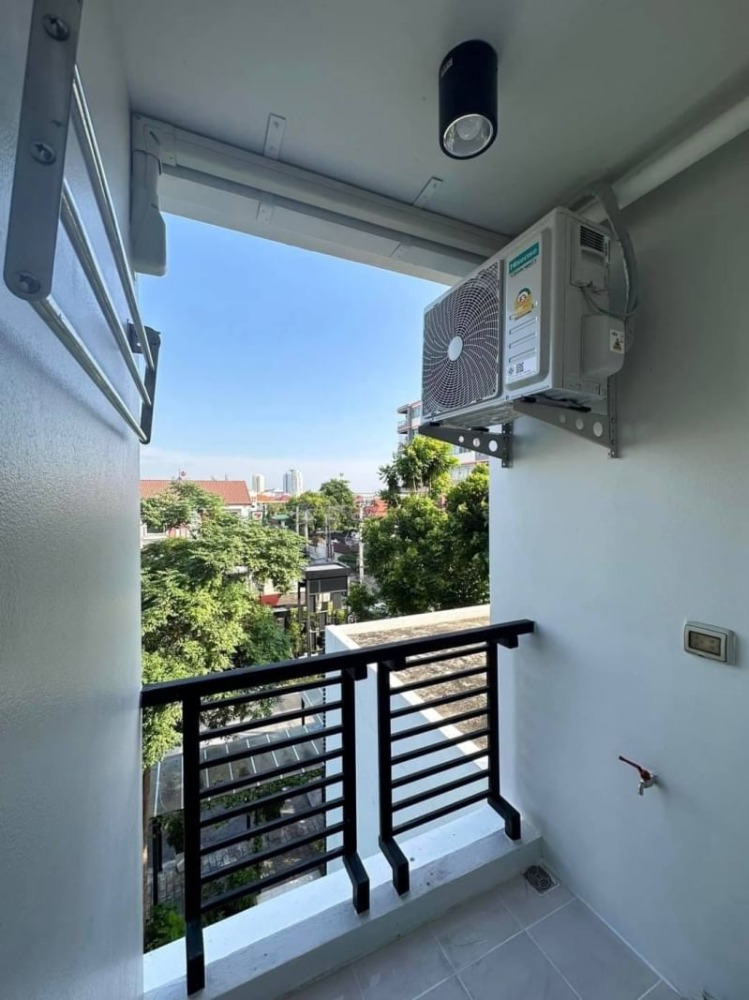 ห้องใหม่ ขายด่วน !! The Log 3 (Sukhumvit 101/1) ราคาเพียง 1,350,000฿  (ST-02)