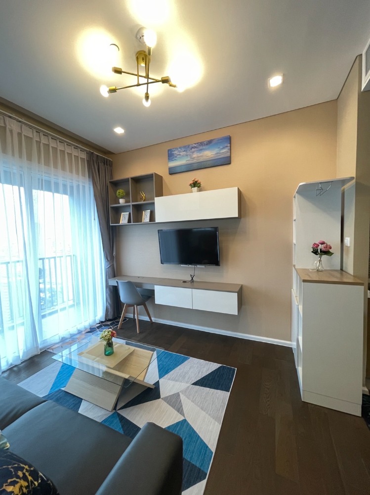 FOR RENT : The Saint Residences (AS-02) (Close to Ha Yaek Lat Phrao BTS station ) 2 Bedroom 2 Bathroom, Fully furnished