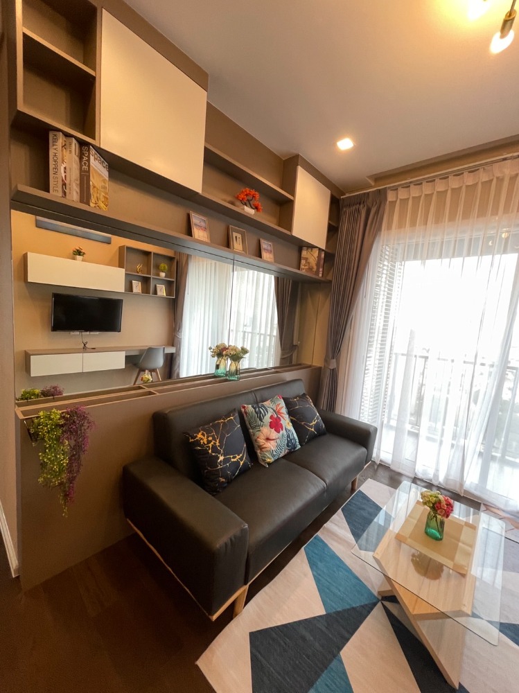 FOR RENT : The Saint Residences (AS-02) (Close to Ha Yaek Lat Phrao BTS station ) 2 Bedroom 2 Bathroom, Fully furnished