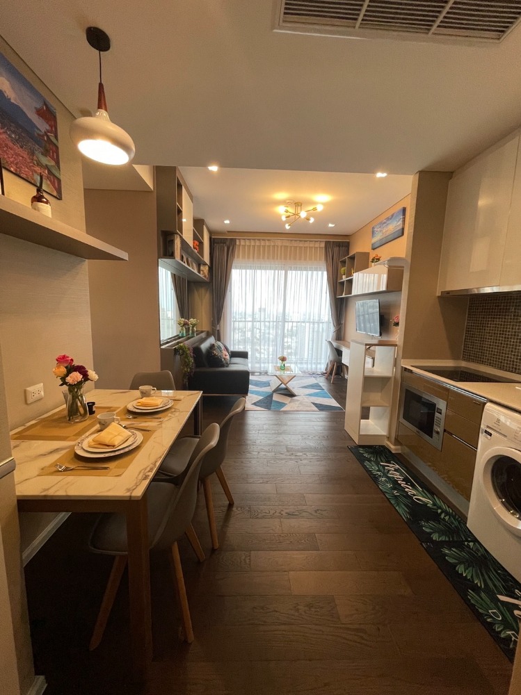 FOR RENT : The Saint Residences (AS-02) (Close to Ha Yaek Lat Phrao BTS station ) 2 Bedroom 2 Bathroom, Fully furnished
