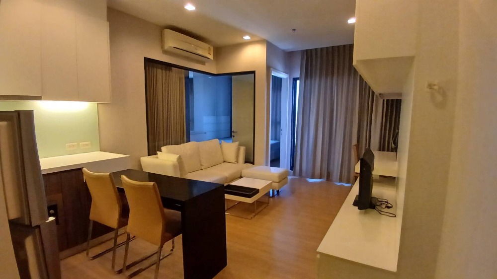 คอนโด ให้เช่า : Urbano Absolute Sathon ( BTS สะพานตากสิน  ) AP-02