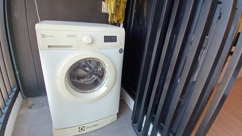 คอนโด ให้เช่า : Urbano Absolute Sathon ( BTS สะพานตากสิน  ) AP-02