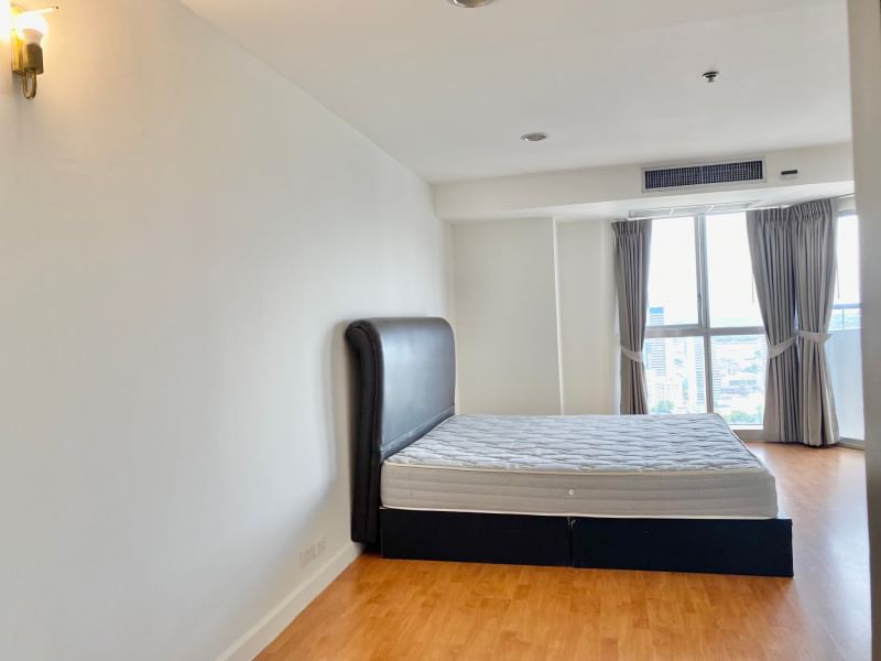 ให้เช่าคอนโด : วอเตอร์ฟอร์ด ไดมอนด์ สุขุมวิท 30/1 Waterford Diamond (ST-02) Line : @condo78