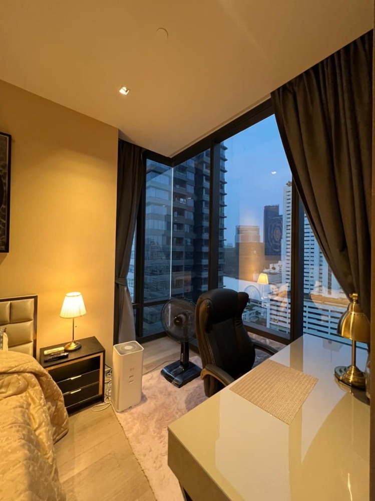 คอนโด ให้เช่า : Ashton Silom  ( MRT สามย่าน ) AP-02 Line : @condo91
