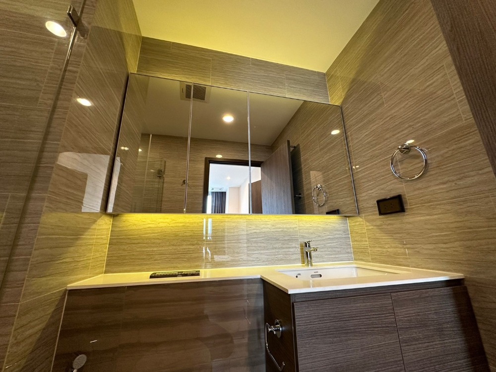 FOR RENT : Whizdom Essence Sukhumvit (AS-02) BTS Punnawithi - 101 True Digital Park ให้เช่า วิสซ์ดอม เอสเซ้นส์ สุขุมวิท (AS-02) ใกล้บีทีเอส ปุณณวิถี และ 101 True Digital Park ในระยะเดินได้สบาย ๆ เพียงไม่กี่ก้าว