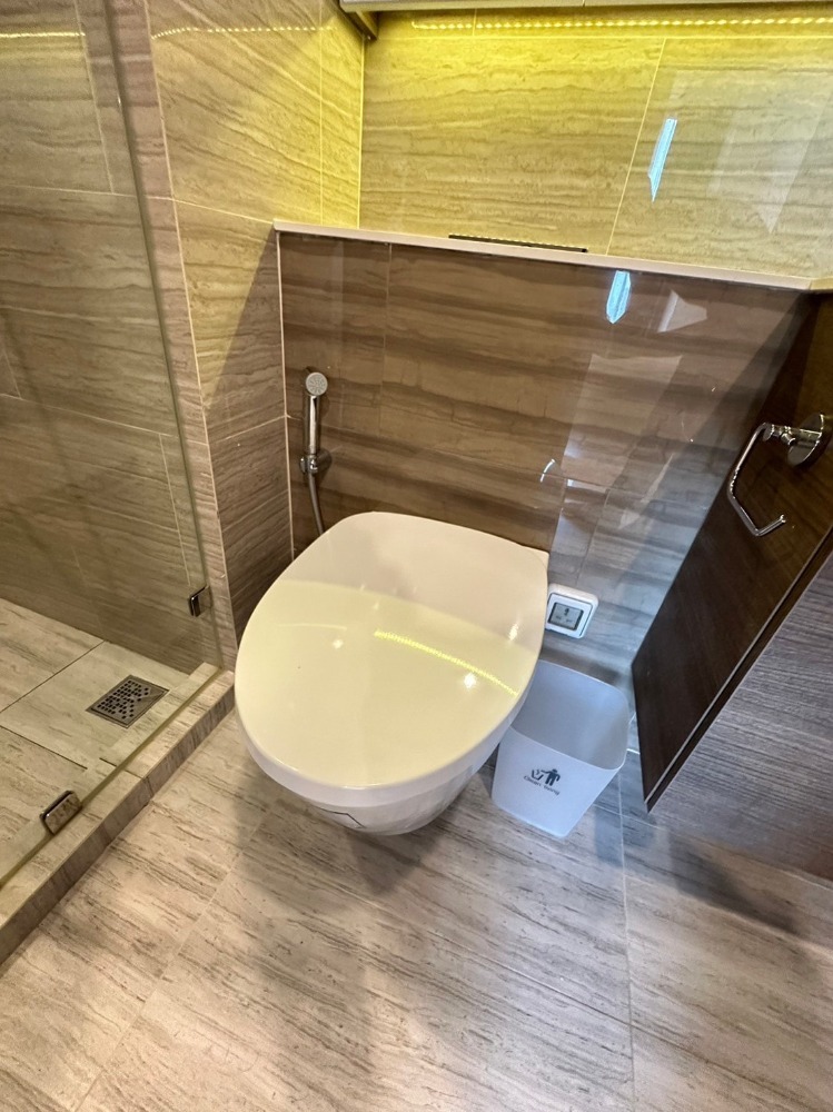 FOR RENT : Whizdom Essence Sukhumvit (AS-02) BTS Punnawithi - 101 True Digital Park ให้เช่า วิสซ์ดอม เอสเซ้นส์ สุขุมวิท (AS-02) ใกล้บีทีเอส ปุณณวิถี และ 101 True Digital Park ในระยะเดินได้สบาย ๆ เพียงไม่กี่ก้าว