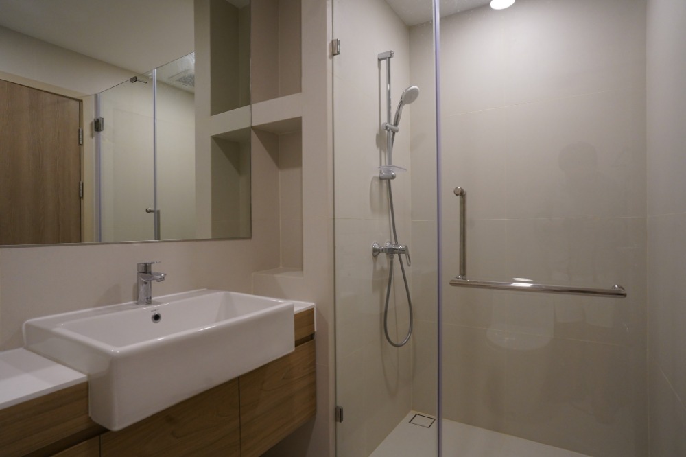 คอนโด ให้เช่า : Noble Ambience Sukhumvit 42  ( BTS ทองหล่อ ) AP-02 line : @condo91