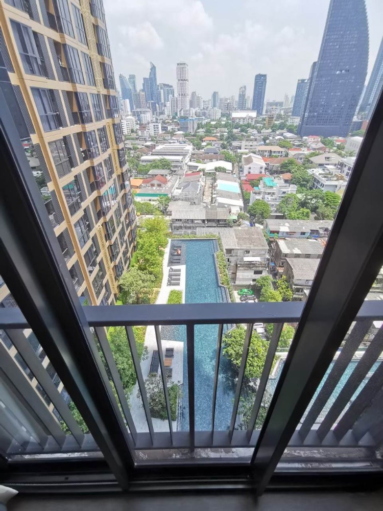 ✨คอนโด ให้เช่า : OKA HAUS Sukhumvit 36 ( BTS ทองหล่อ ) AP-02 line : @condo91