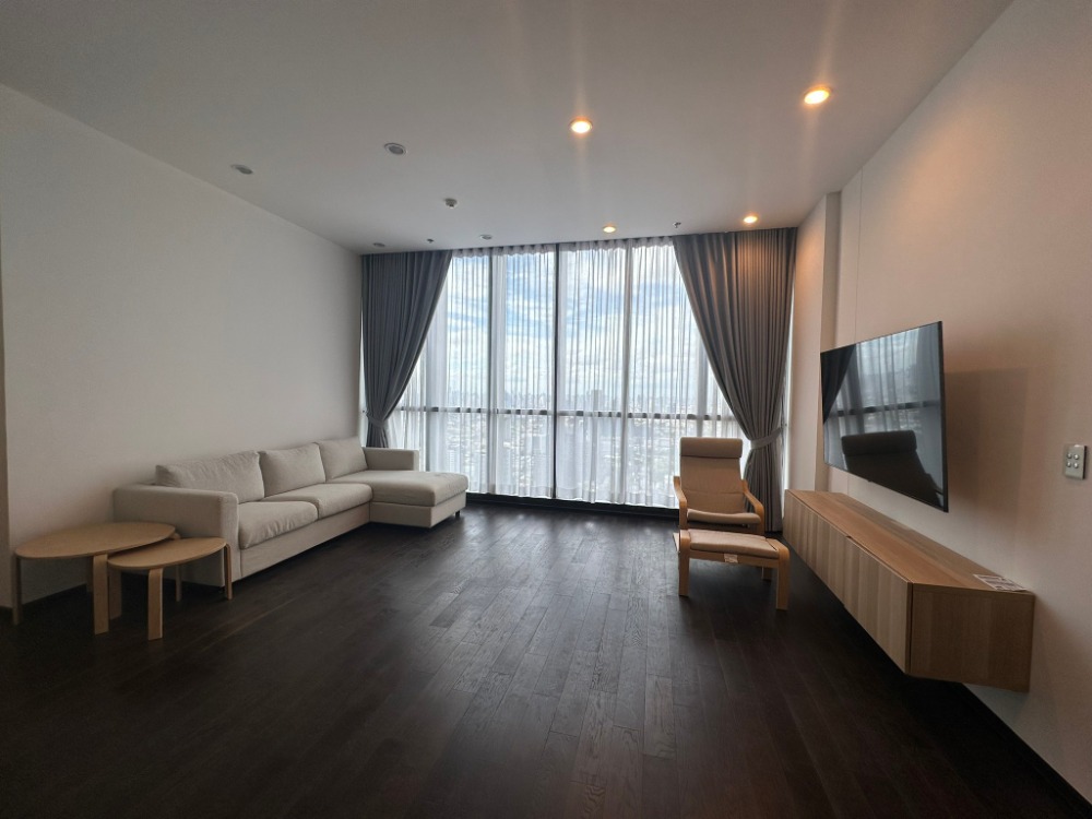 เช่าคอนโด      :   วิสซ์ดอม เอสเซ้นส์  Whizdom Essence  (ST-02)   Line : @condo78
