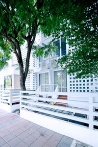 คอนโด ให้เช่า :    คอนโด (ไอ-เฮาส์ ลากูน่า การ์เด้น)   (( MRT พระราม 9 )) MK-02