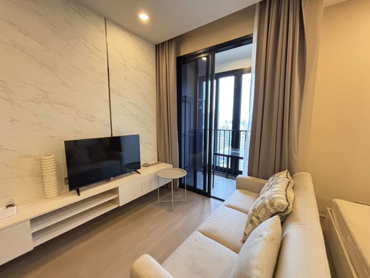 ให้เช่าคอนโดหรู แอชตัน อโศก​ ติด BTS, MRT (Rt-01)