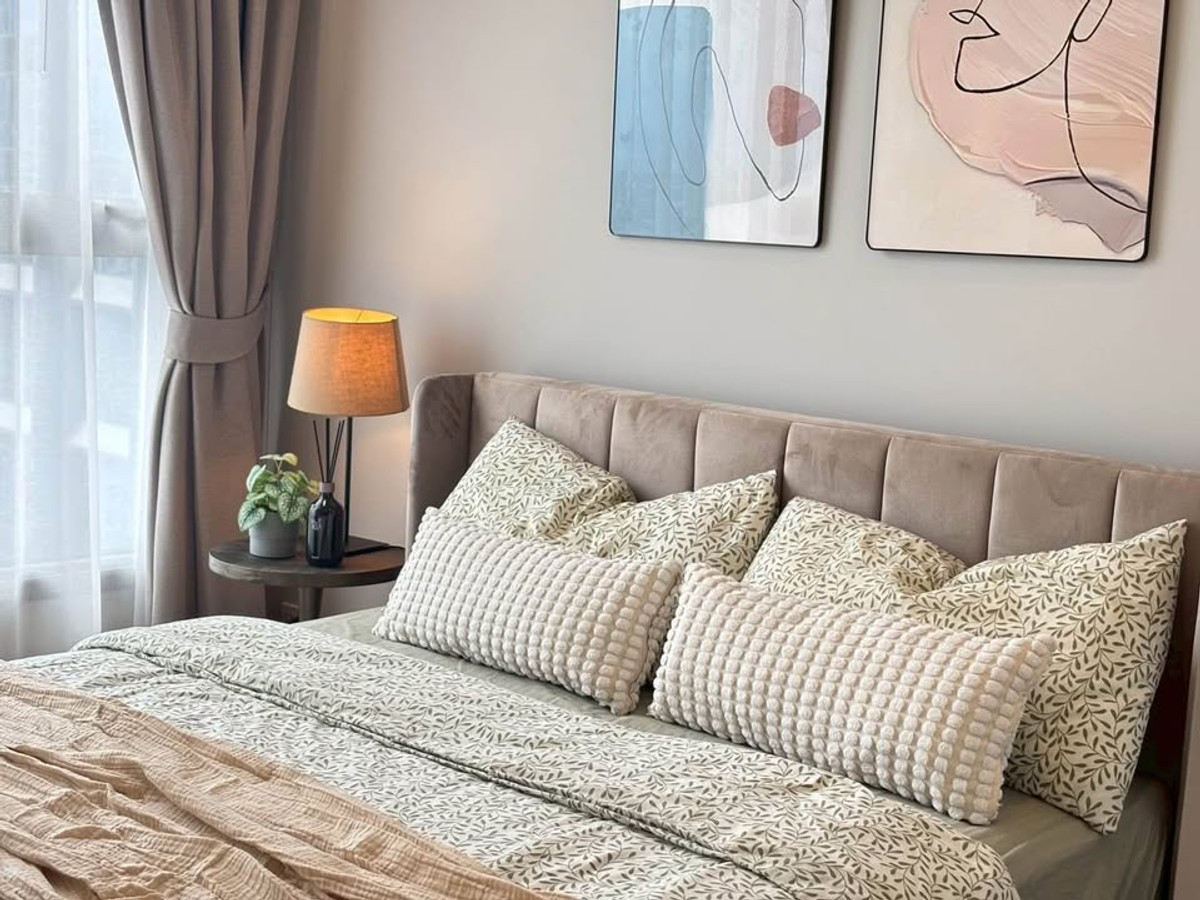 คอนโดให้เช่า :   ​2 ห้องนอน  The Whizdom Forestia Destinia ห้องใหม่ตกแต่งอย่างดีพร้อมเข้าอยู่  (Rt-01)