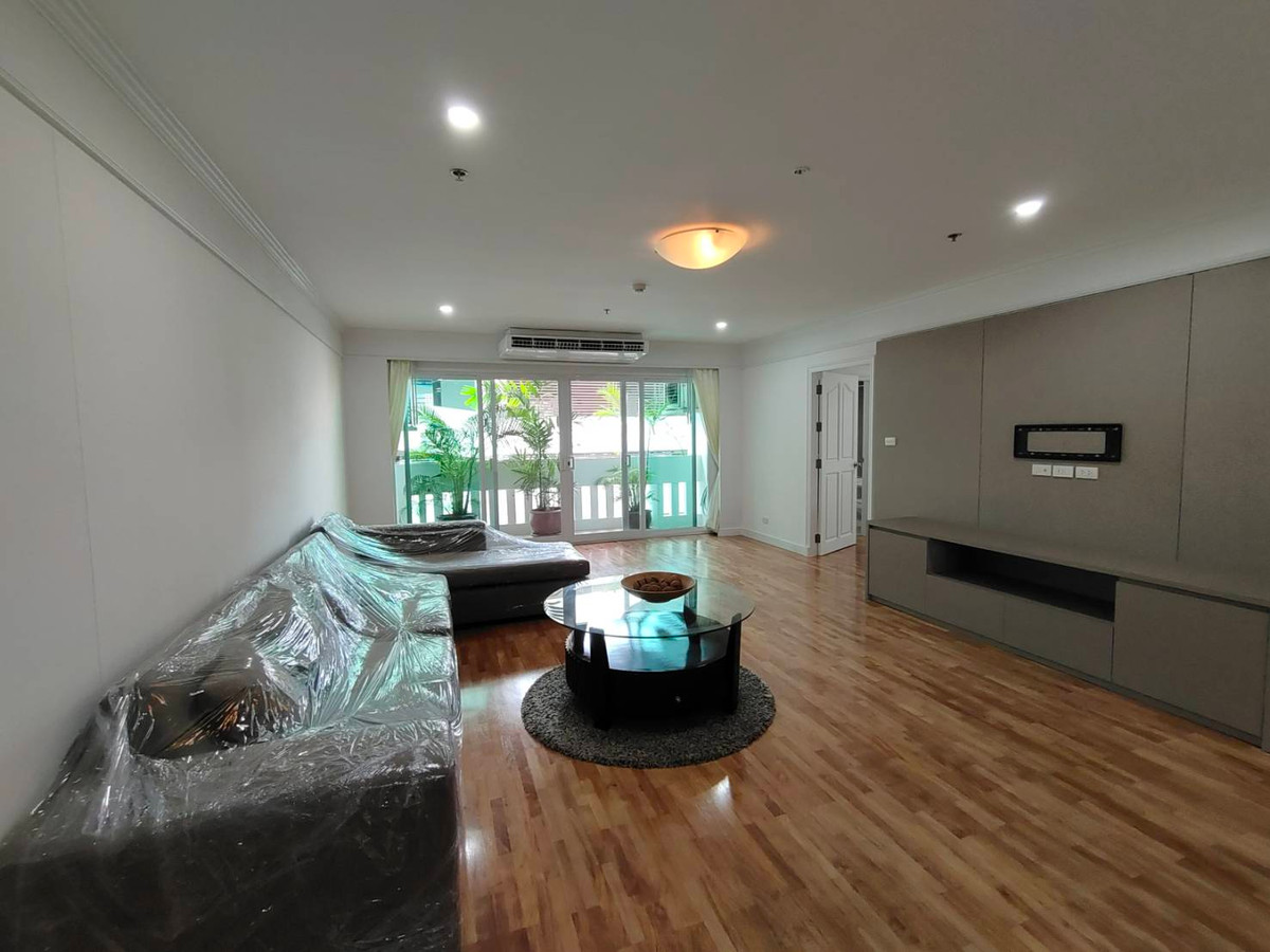 คอนโดให้เช่า : จีเอ็ม ทาวเวอร์ (G.M. Tower) (( BTS Phrom Phong )) MK-02 line @livingbkk