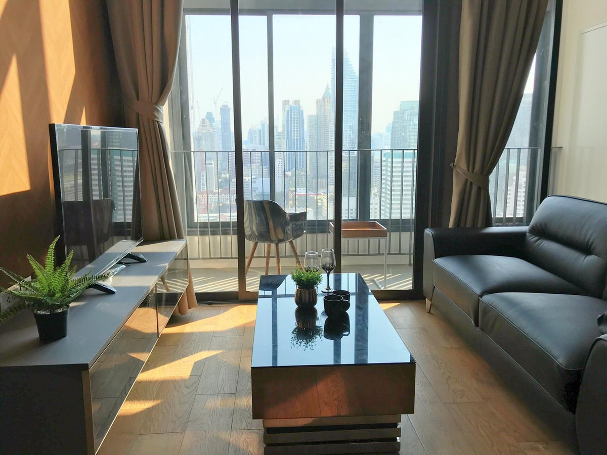 ให้เช่าคอนโด คิว ชิดลม - เพชรบุรี (บีทีเอสชิดลม)  (SA-01)