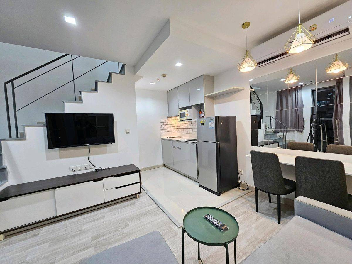 คอนโด ให้เช่า :  IDEO Mobi Sukhumvit 81 (ไอดีโอ โมบิ สุขุมวิท 81  ) (( BTS onnut )) MK-02  line @livingbkk