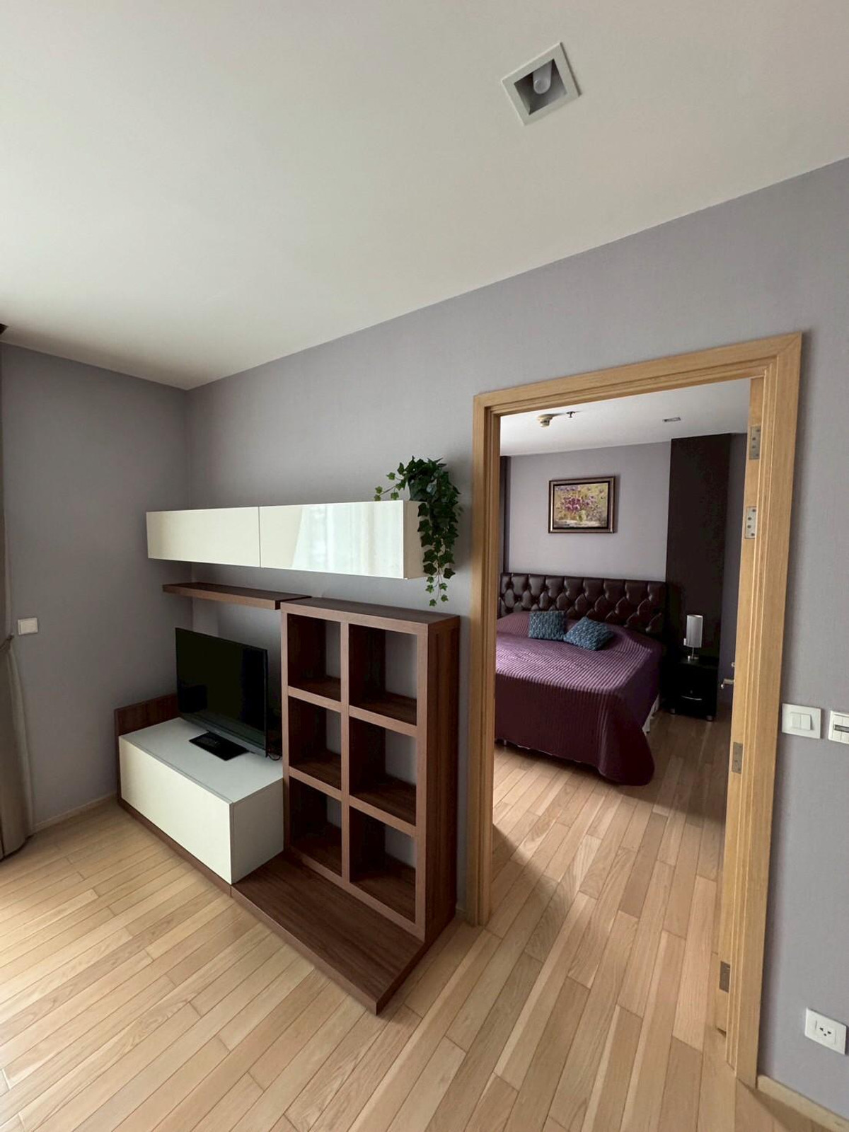 คอนโด ให้เช่า :  Siri At Sukhumvit (สิริ แอท สุขุมวิท ) (( BTS ทองหล่อ)) MK-02  line @livingbkk