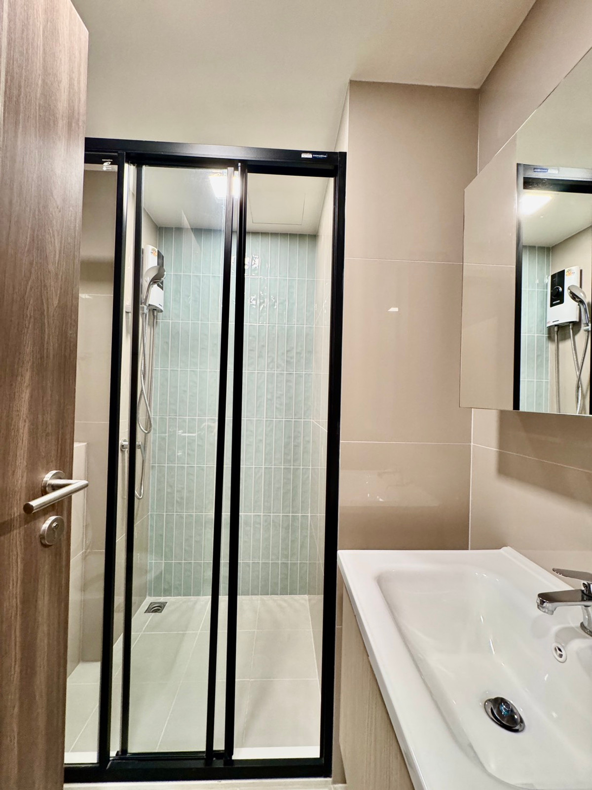 ให้เช่าคอนโด เดอะ มูฟ สุขุมวิท 107 (บีทีเอสแบริ่ง)  (SA-01)