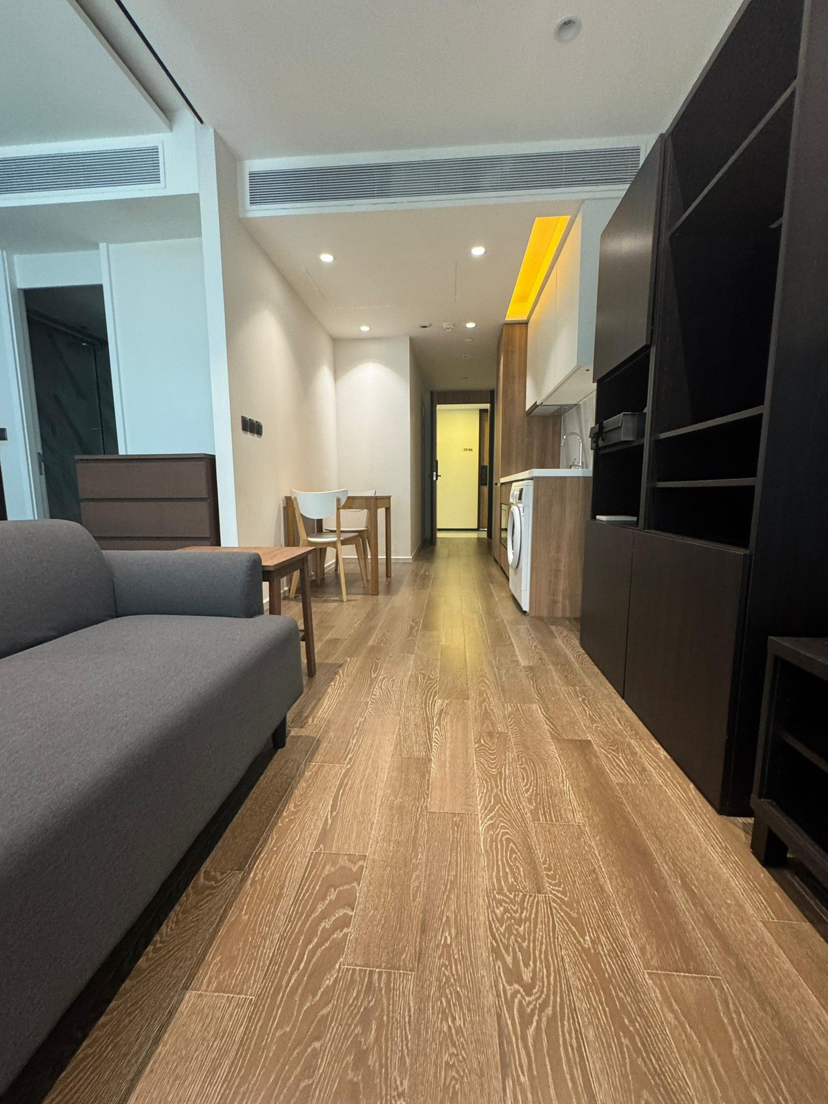 คอนโดให้เช่า :  มิวนีค สุขุมวิท 23 (บีทีเอส อโศก)เลี้ยงสัตว์ได้ (Rt-01)