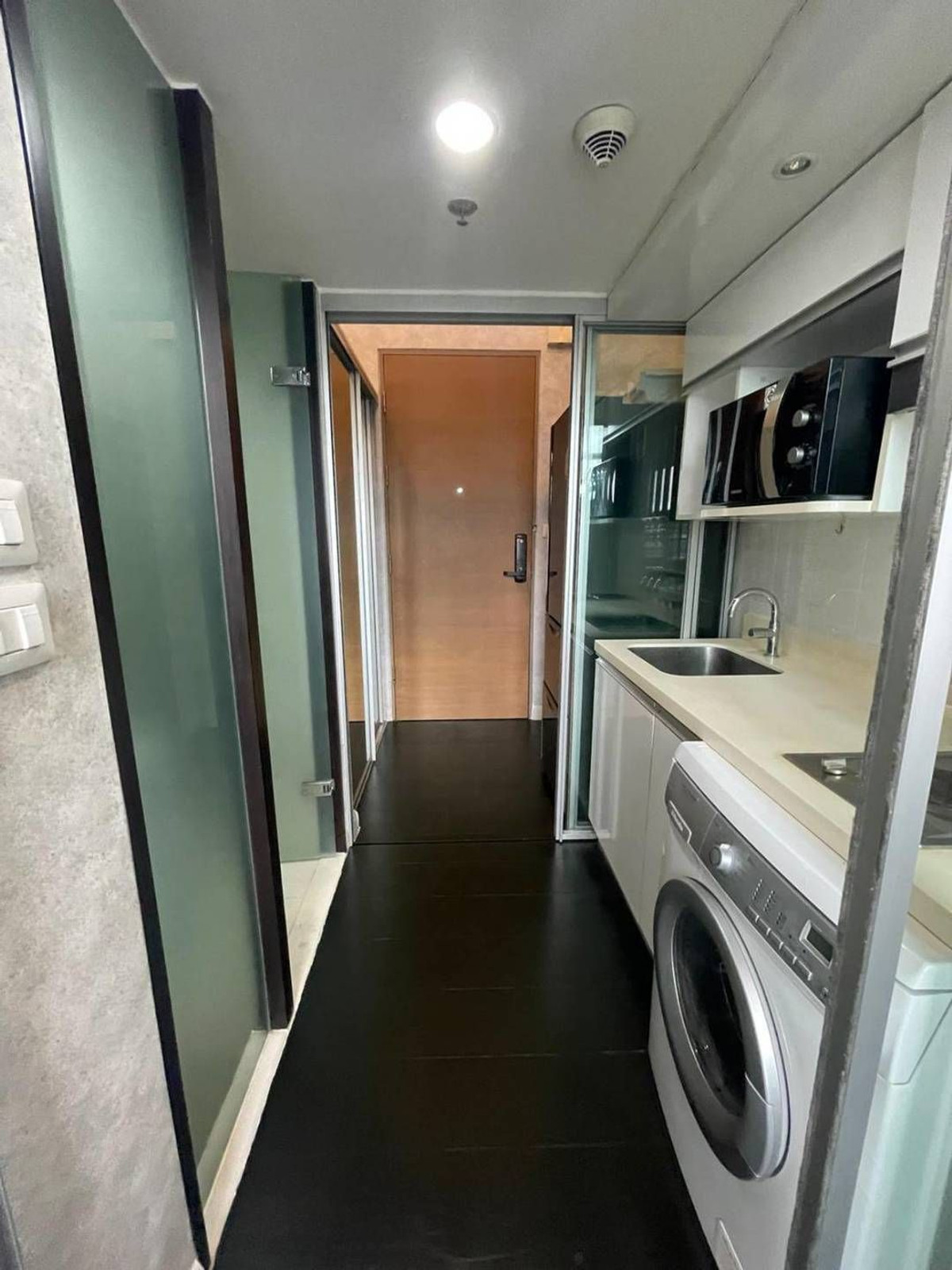 Condo for Rent  : Ashton Morph 38  – Pet-Friendly (Rt-01)