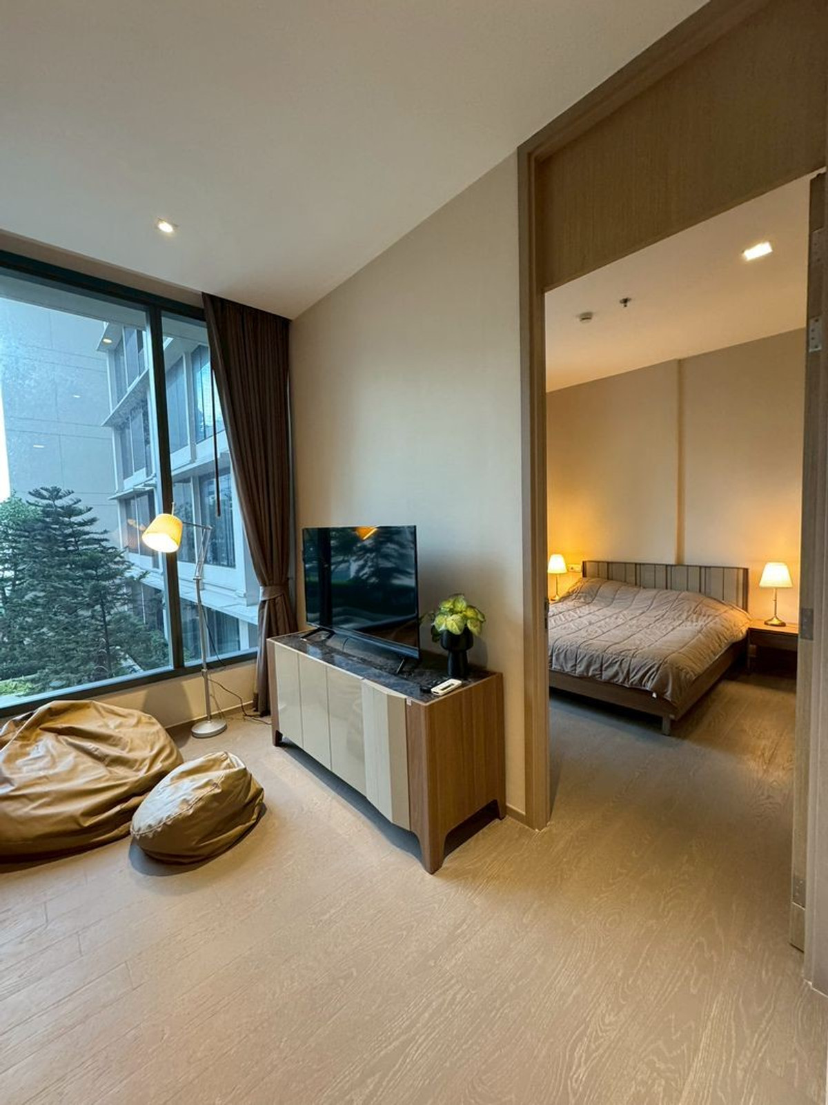 คอนโดให้เช่า :The ESSE Asoke (ดิ เอส อโศก) (( บีทีเอส อโศก)) MK-02  line @livingbkk