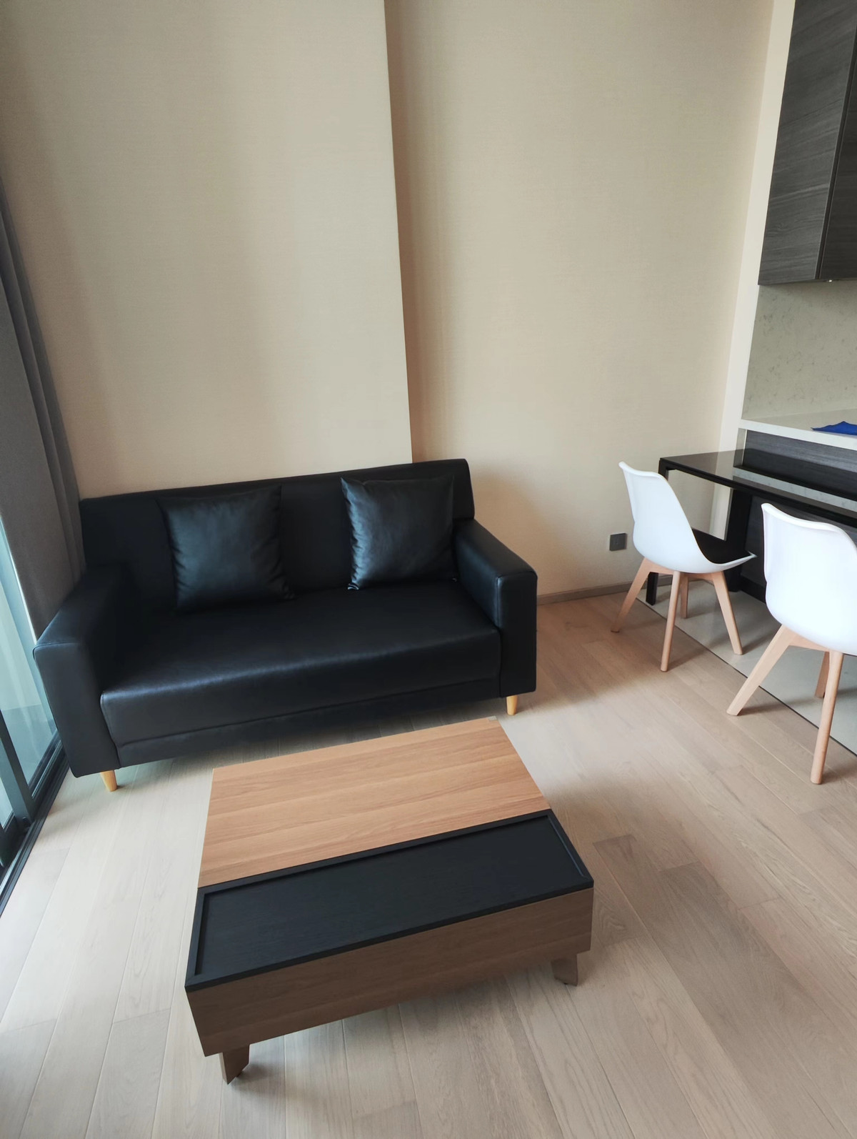 คอนโดให้เช่า : The ESSE Asoke (ดิ เอส อโศก) ((บีทีเอส อโศก)) MK-02  line @livingbkk