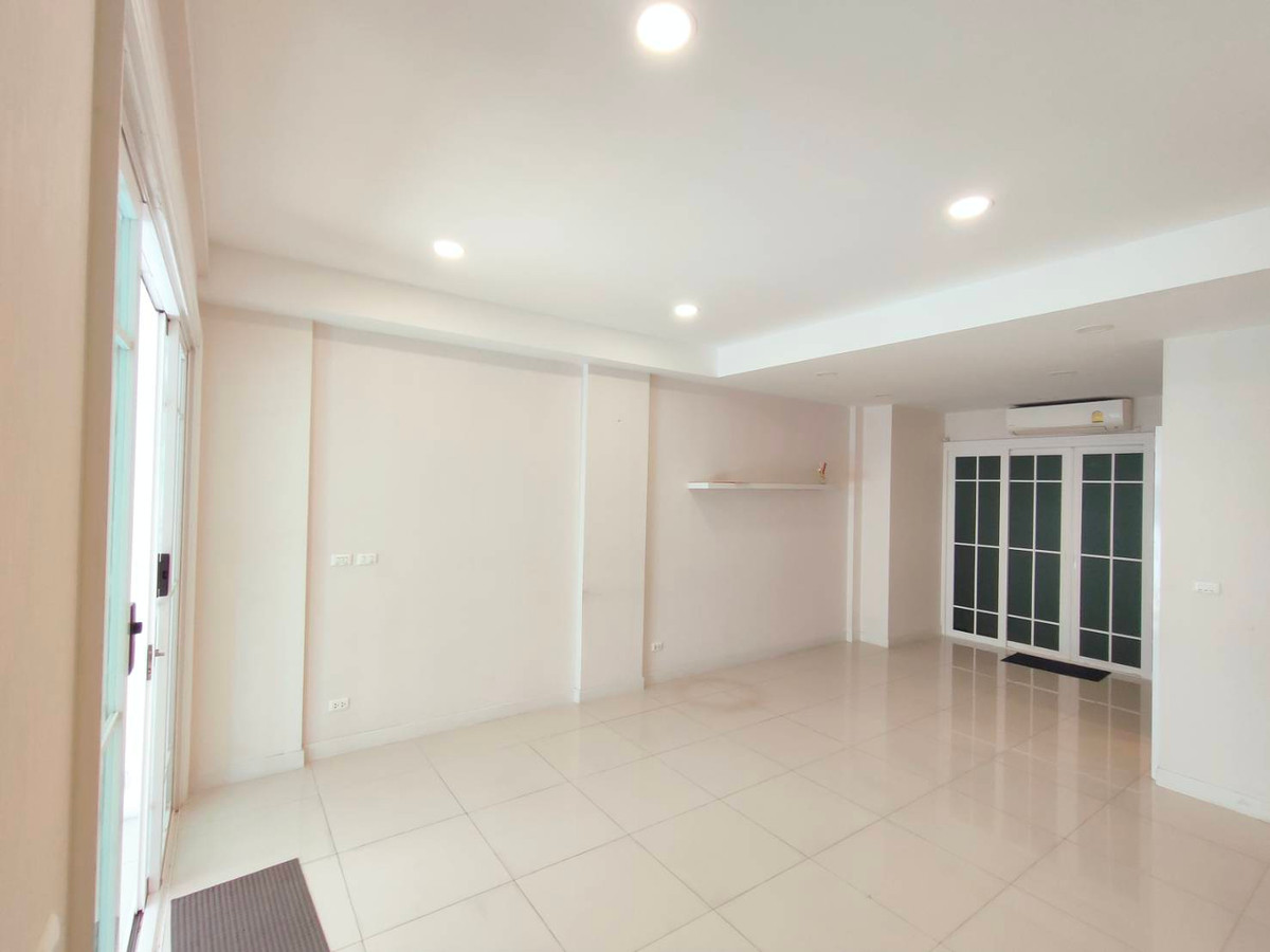 The Master @Udomsuk : Home or Office for rent (ST-02)