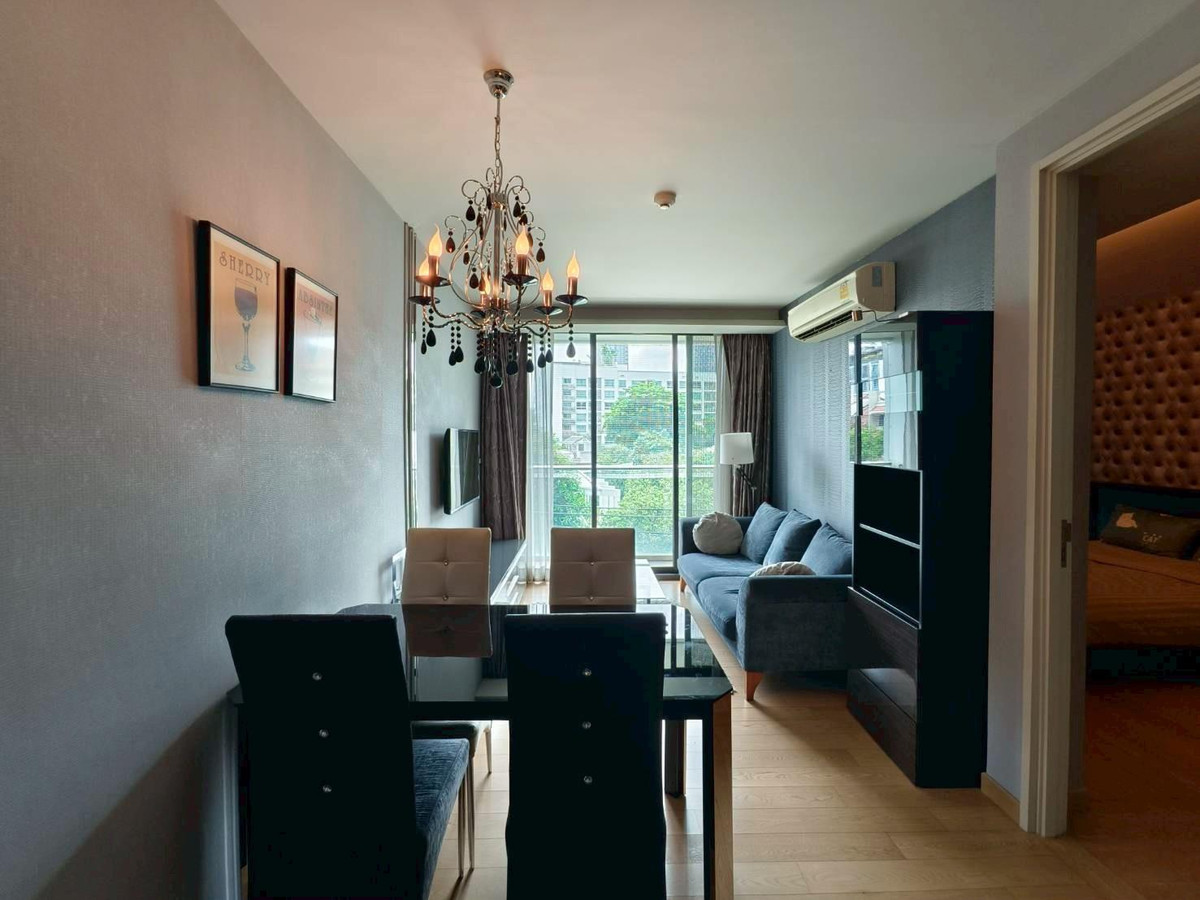 คอนโดให้เช่า : Via Botani Sukhumvit 47 (เวีย โบทานี) (( บีทีเอส พร้อมพงษ์  )) (( MK-02 line @livingbkk ))