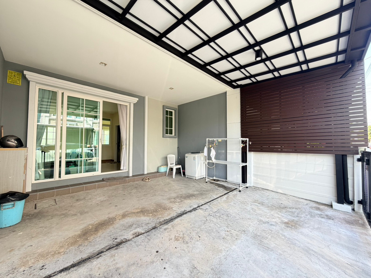 ขายทาวน์เฮ้าส์หลังมุม หมู่บ้านโกลเด้น ทาวน์ สุขุมวิท - แบริ่ง (SA-01)