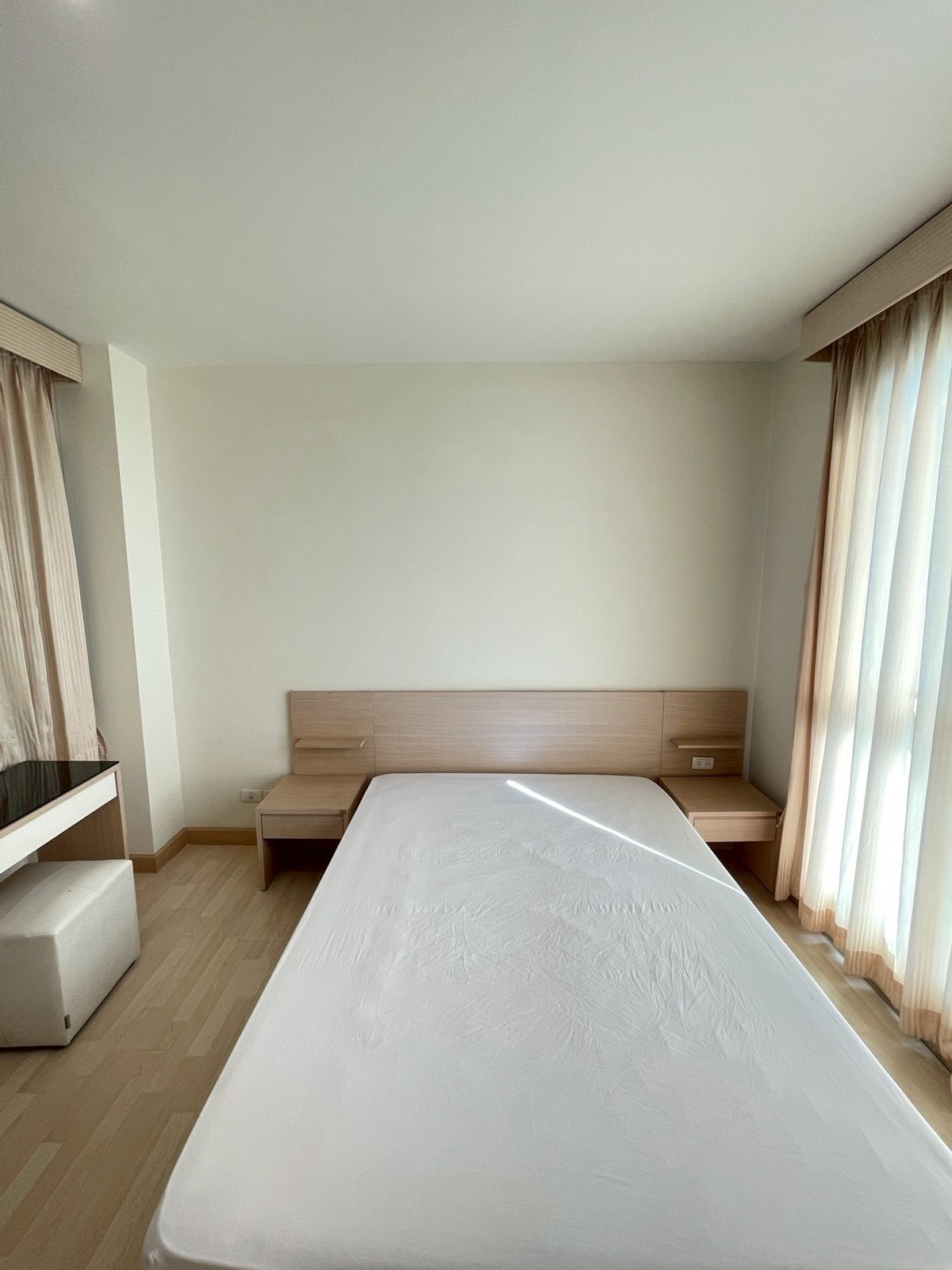 Condo for rent : Rhythm Rhythm Ratchada (ริธึ่ม รัชดา)  (( MRT Huai Khwang ))  MK-02    line @livingbkk