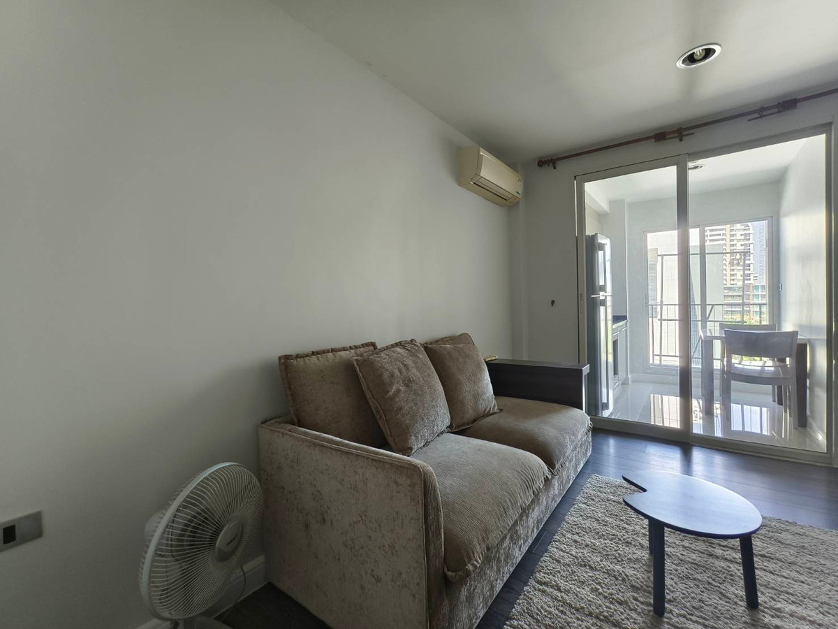 คอนโด ให้เช่า :The Crest Sukhumvit 49 (เดอะ เครสท์ สุขุมวิท 49)(( BTS ทองหล่อ )) MK-02  line @livingbkk