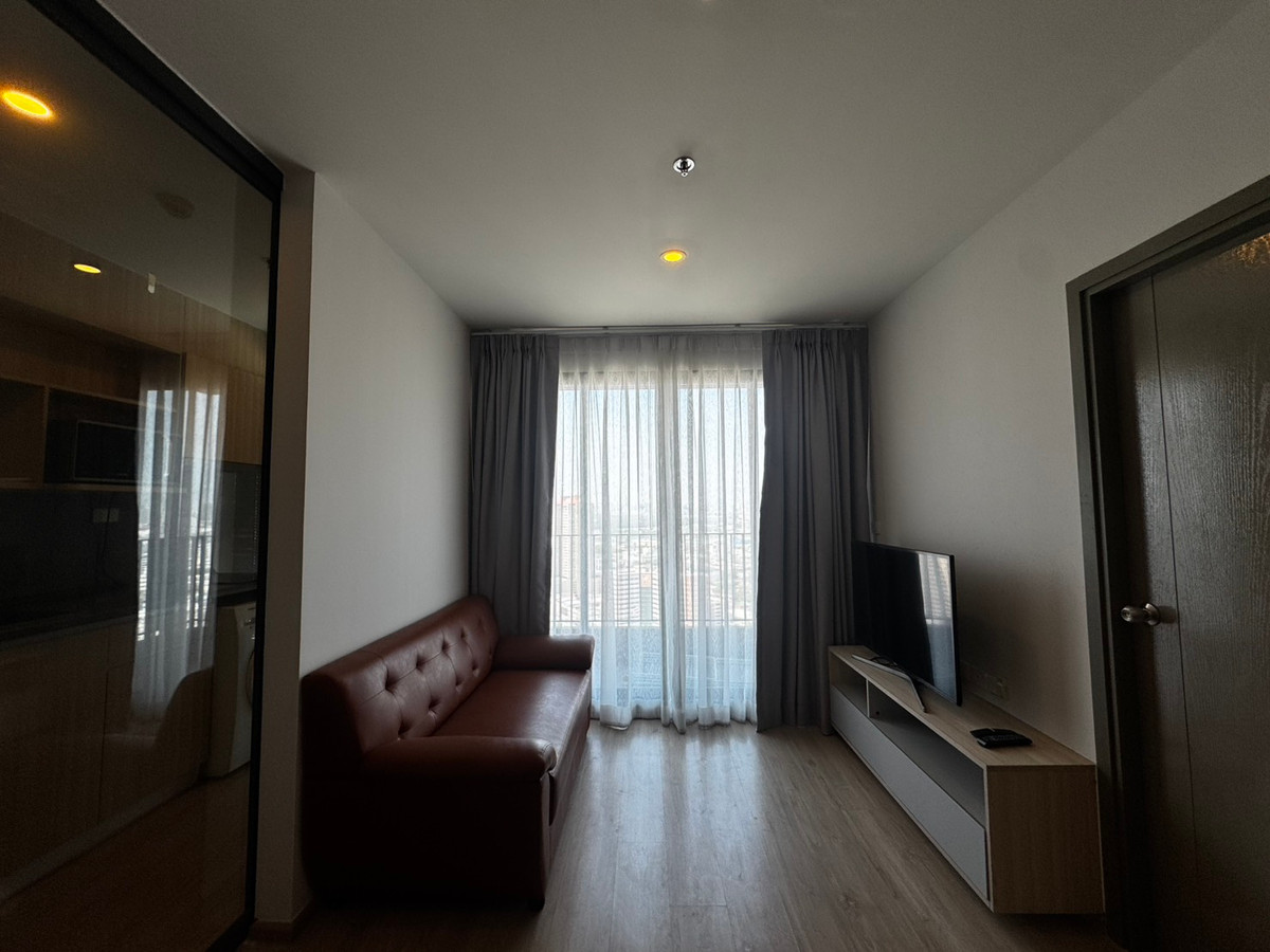 คอนโดให้เช่า : ไอดีโอ โอทู (IDEO O2)  (( สถานี บางนา  )) MK-02  line @livingbkk