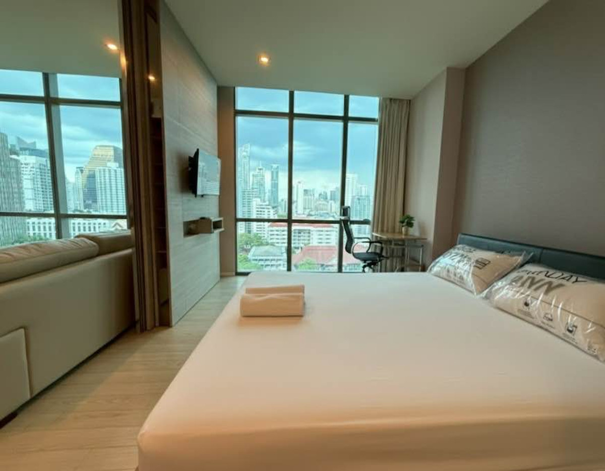 คอนโดให้เช่า : The Room Sukhumvit 21 ( เดอะ รูม สุขุมวิท 21)(MRT เพชรบุรี  บีทีเอส อโศก ) (Rt-01)