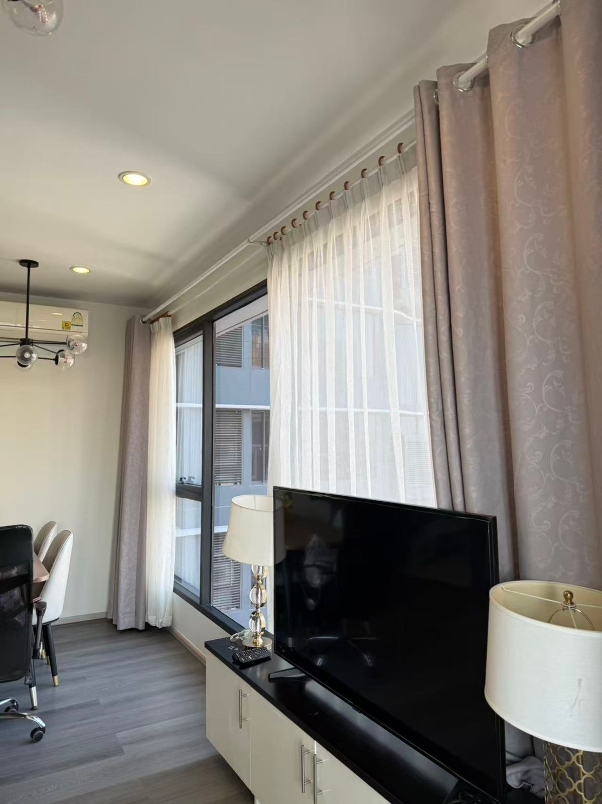 ✨Condo for Rent : Ideo mobi Asoke (AP-02) ( line : @condo91 )