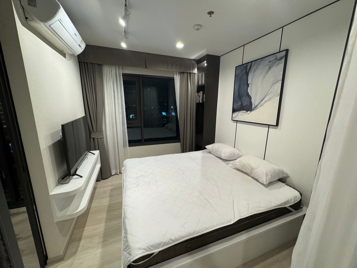 For Rent: Life One Wireless Condo (Rt-01)