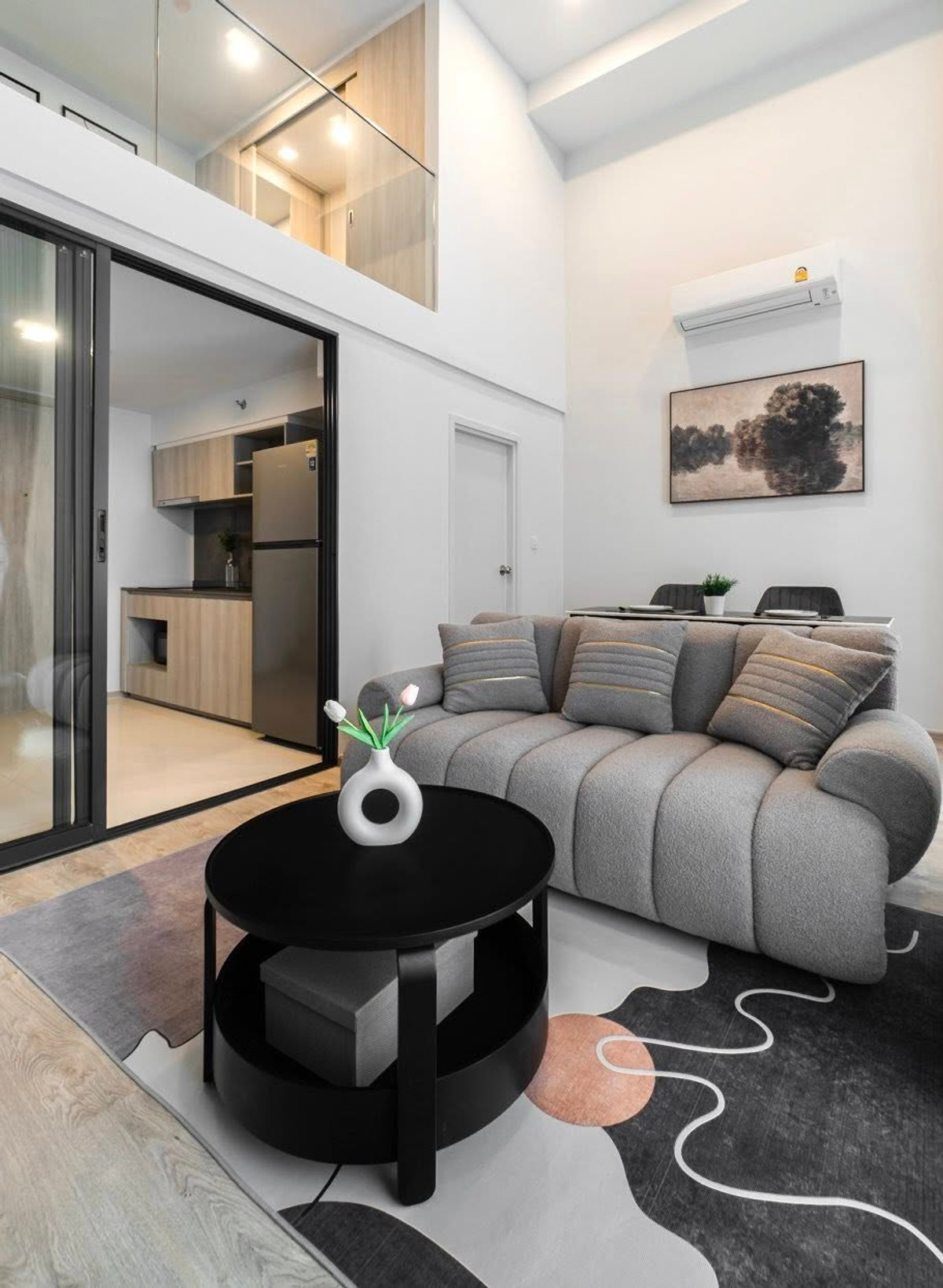 คอนโดให้เช่า :เดอะ ทรี พัฒนาการ - เอกมัย ห้องดูเพล็ก (Rt-01)