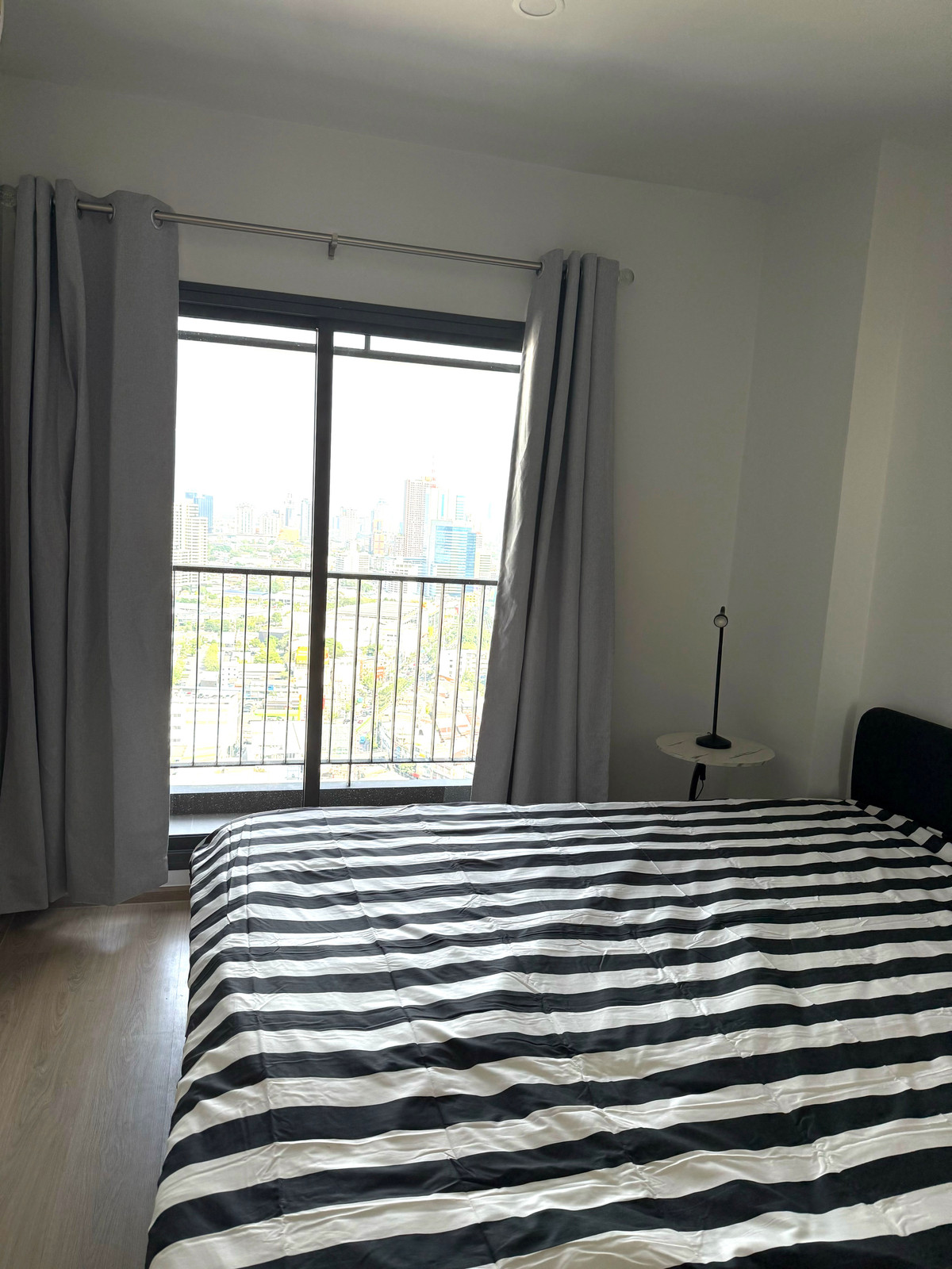 ให้เช่าคอนโด ไลฟ์ พระราม 4 - อโศก (MRT ศูนย์ประชุมแห่งชาติสิริกิติ์) (SA-01)