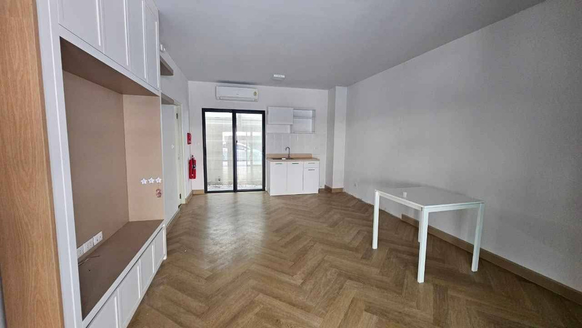 ขายทาวน์โฮม:  บ้านกลางเมือง สุขุมวิท-อ่อนนุช อ่อนนุช 70/1 (Rt-01)