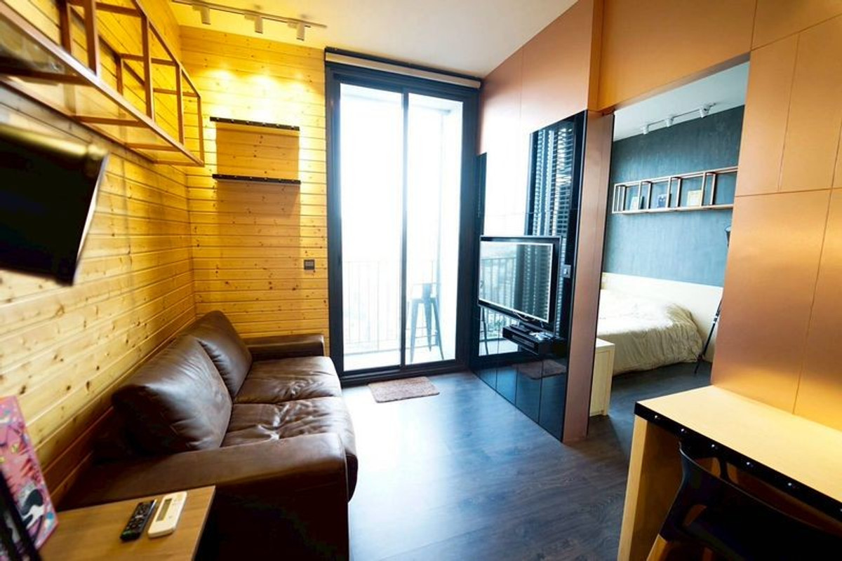 คอนโด ให้เช่า :   Edge Sukhumvit 23( คอนโด เอดจ์ สุขุมวิท 23 ) ((BTS Asoke  )) MK-02  line @livingbkk